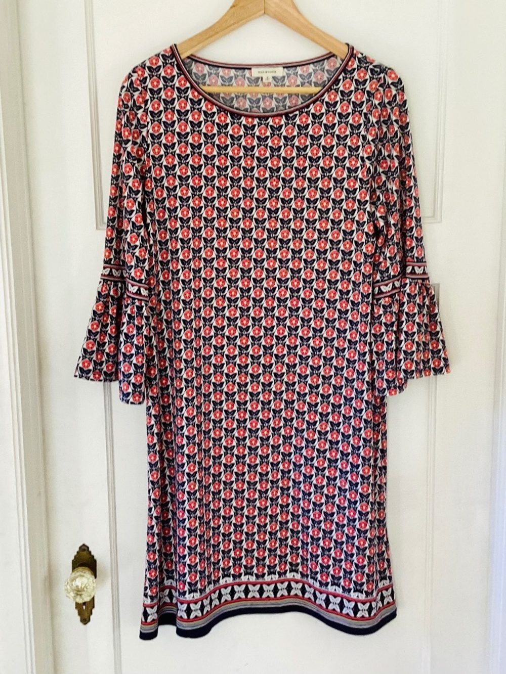 Max Studio Geometric Floral Print Shift Dress Women’s S Bell Sleeves Scandinavia